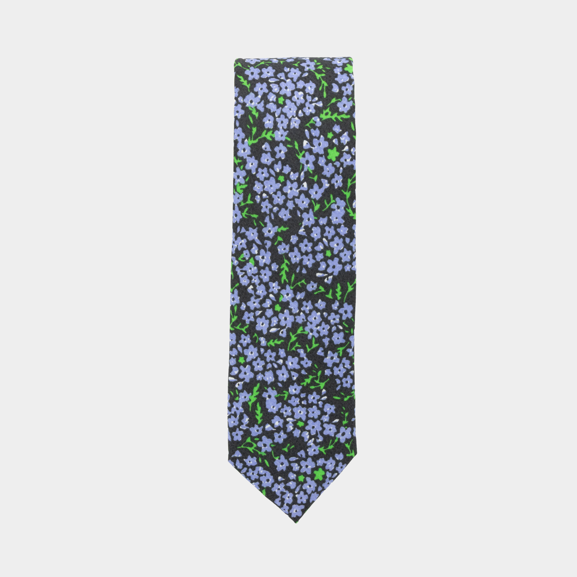 Ezra Tie