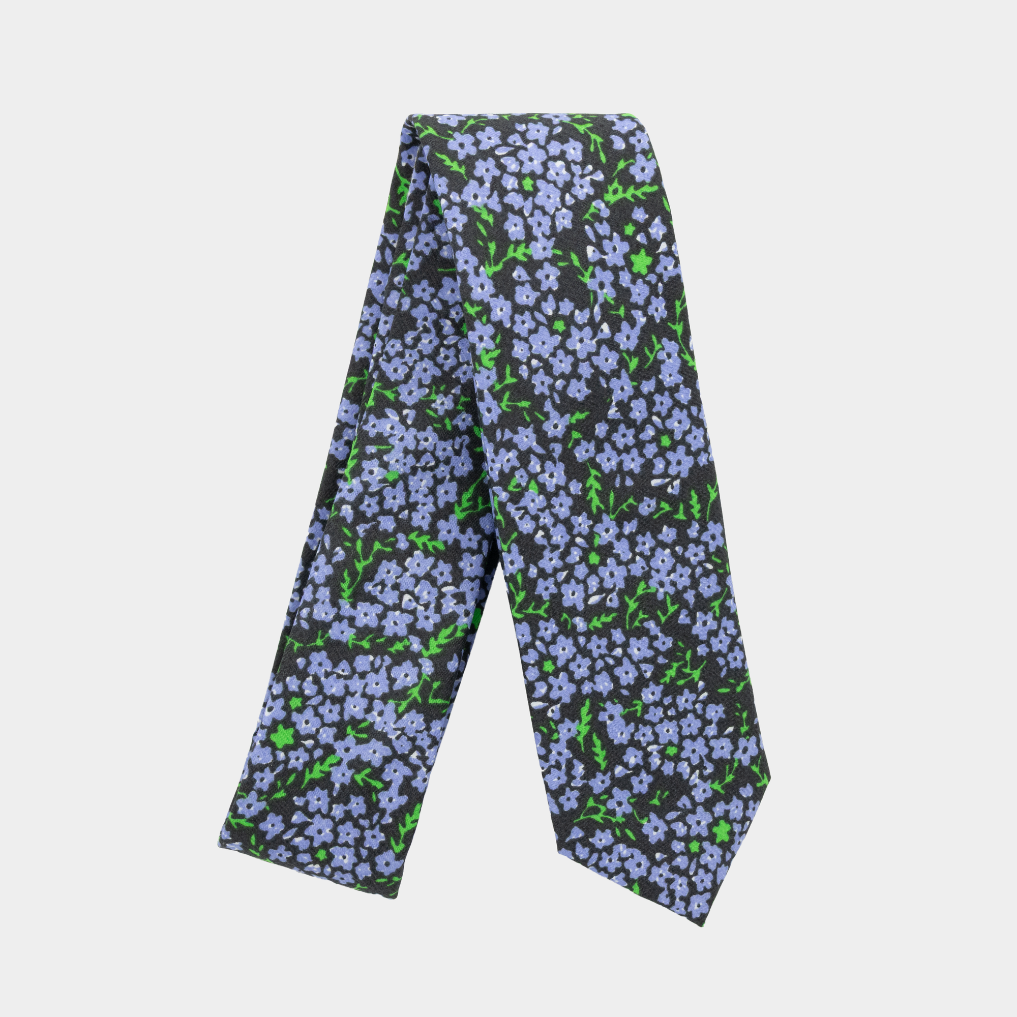 Ezra Tie