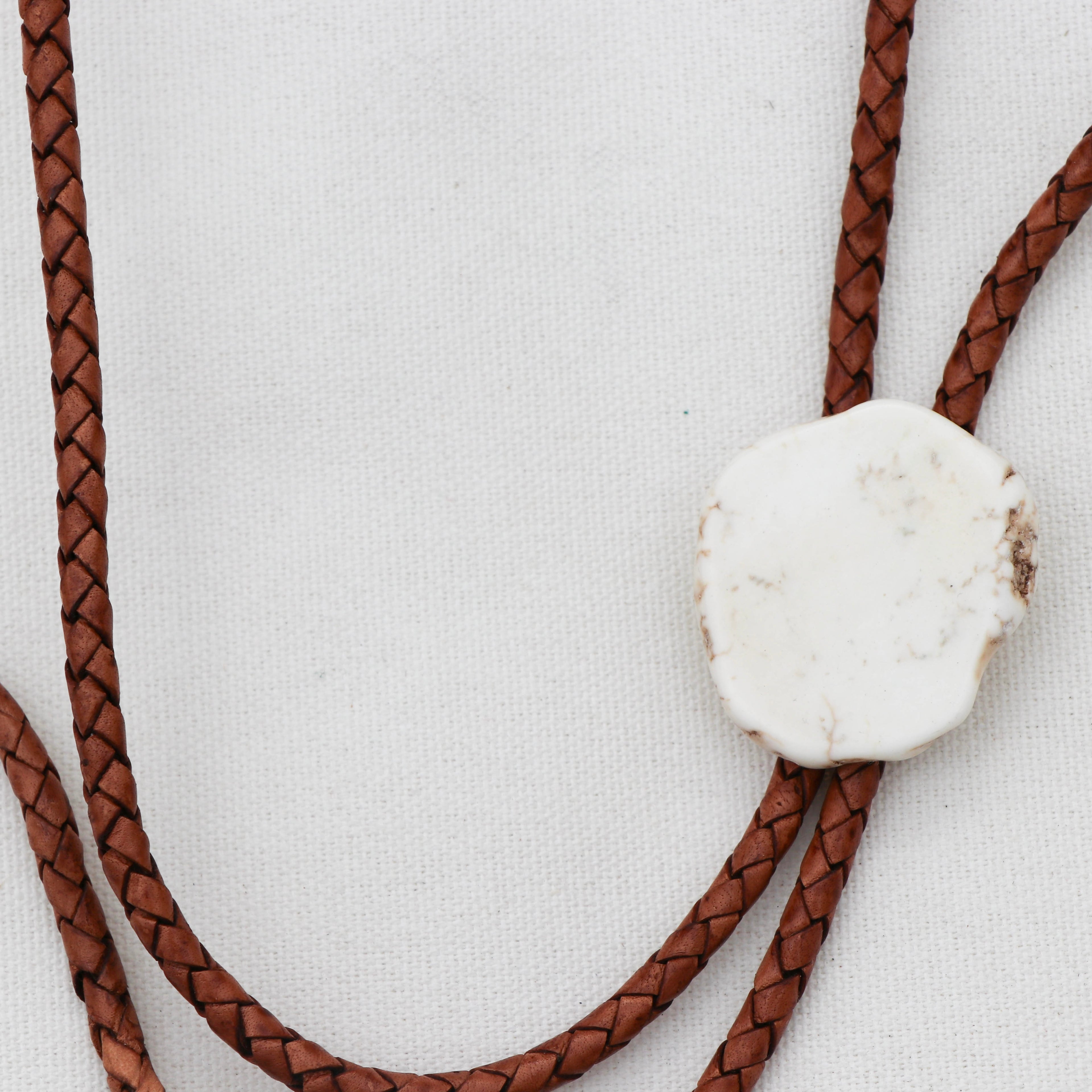 WHITE ANTLER || STANDARD BOLO