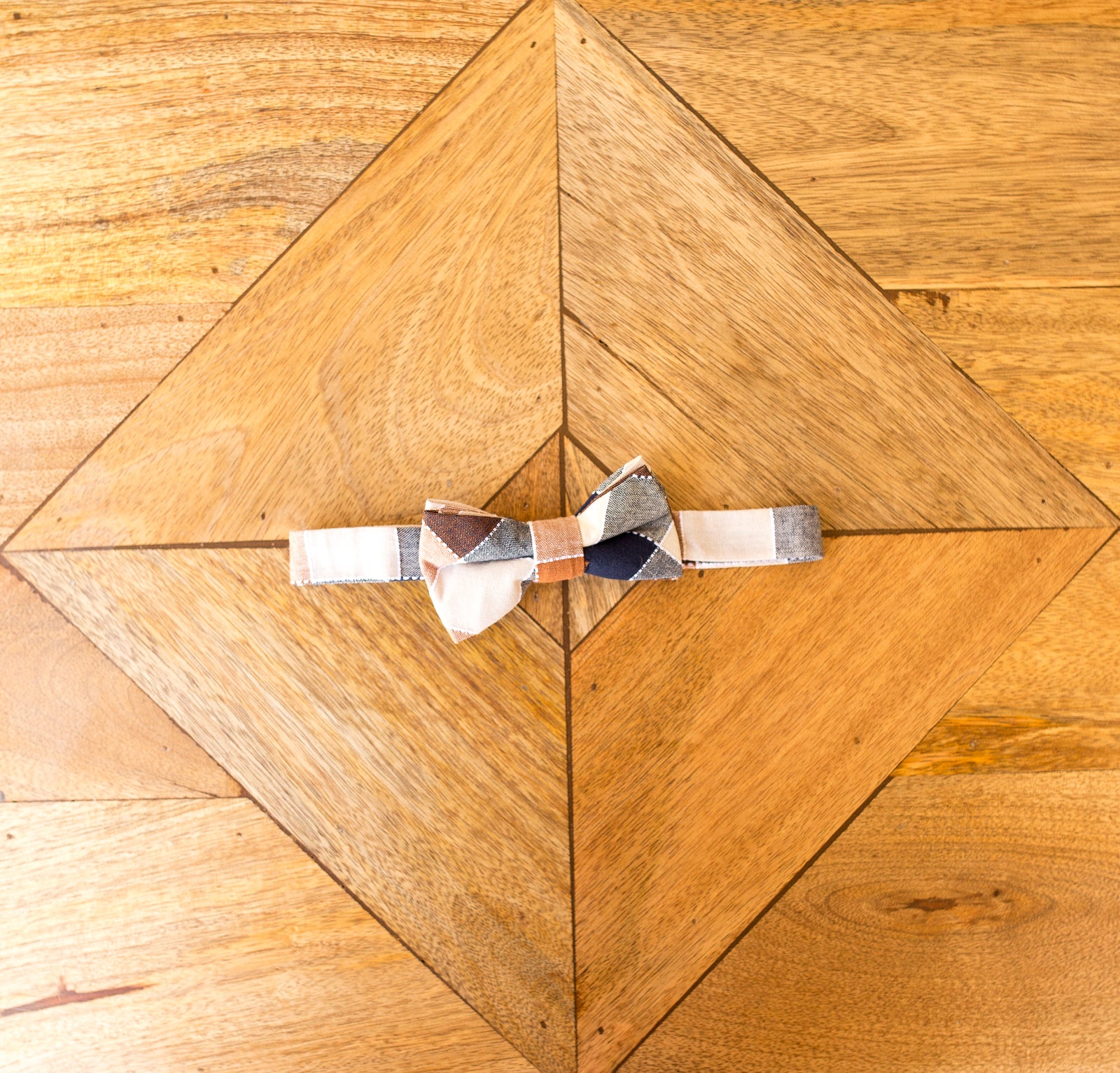 LOU || SMALL PET BOW TIE - Pet Bow Tie