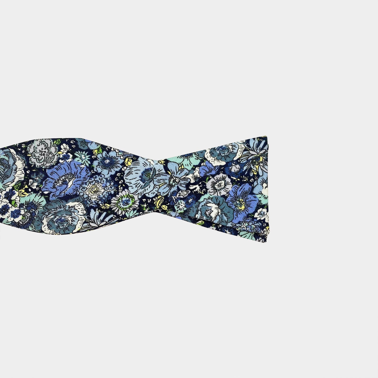 OZZY || SELF-TIE BOW TIE - Self-Tie Bow Tie