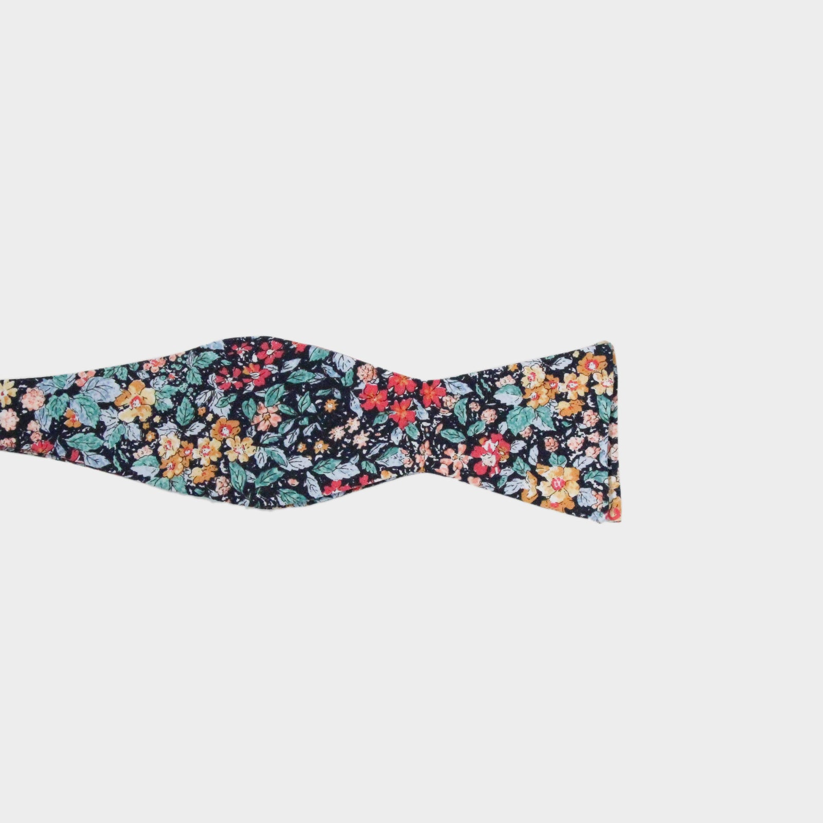 OATES || SELF-TIE BOW TIE - Self-Tie Bow Tie