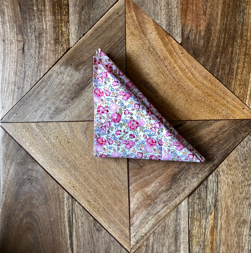 HALL || POCKET SQUARE - Pocket Square