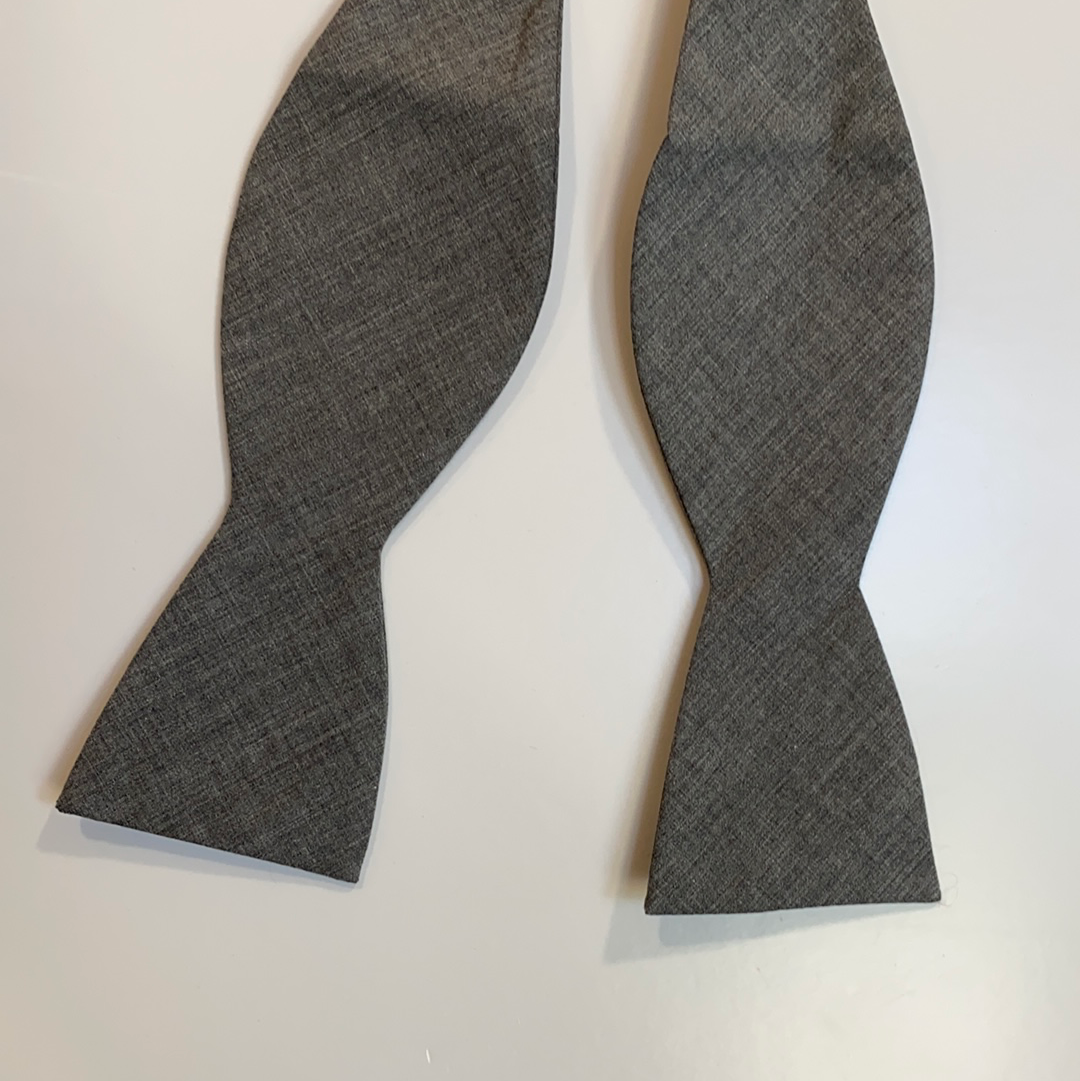 QUINN || SELF-TIE BOW TIE - Self-Tie Bow Tie
