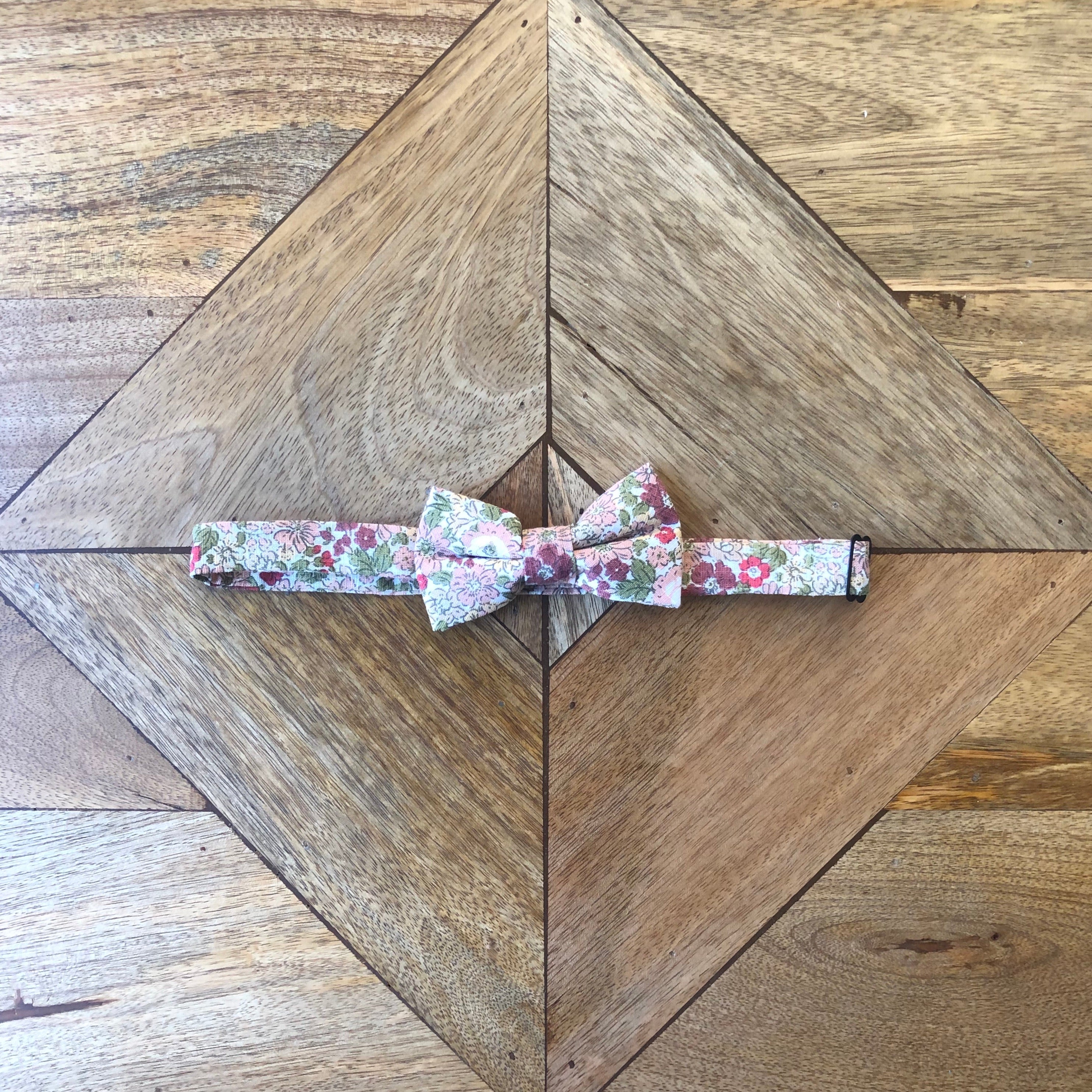 AUGUST || BOY BOW TIE - Boy's Bow Tie