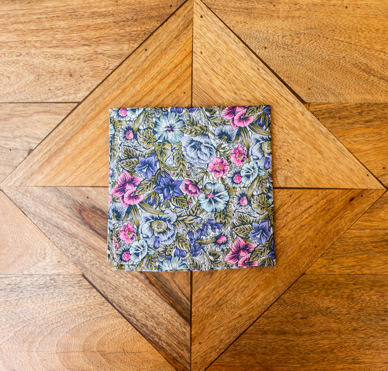 CALIHAN || POCKET SQUARE - Pocket Square