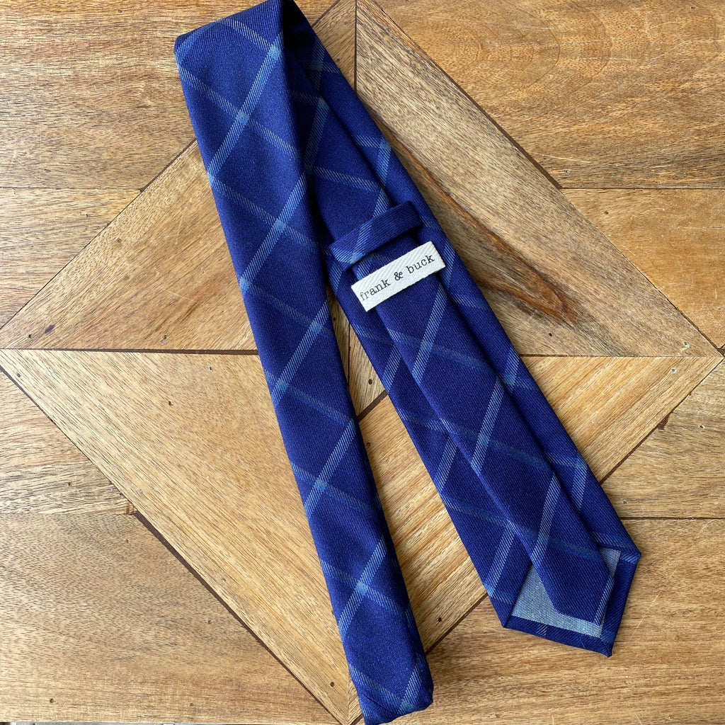 AKSEL || STANDARD - STANDARD