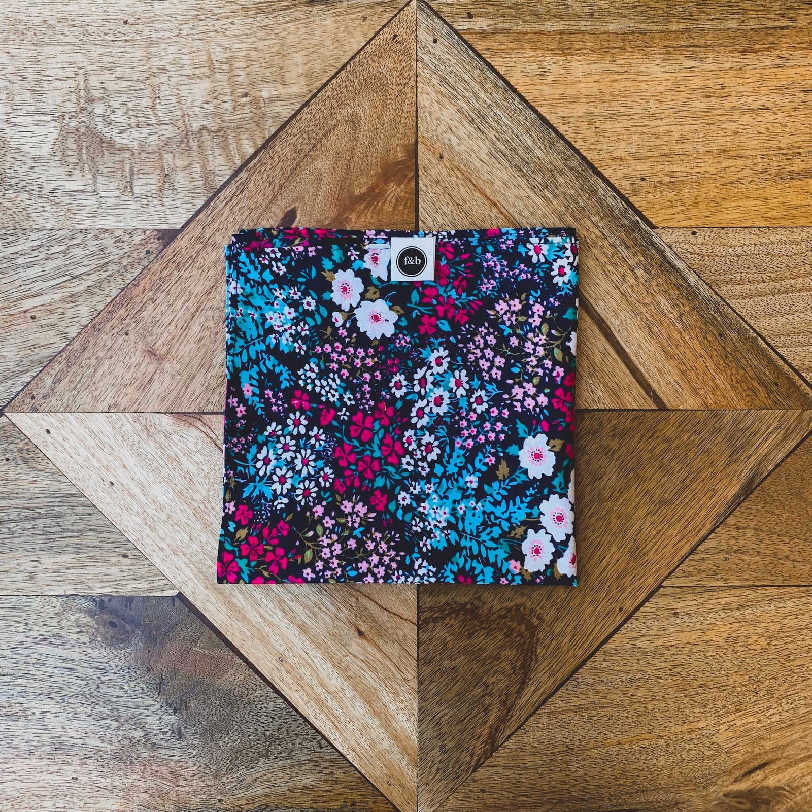 BRITTON || POCKET SQUARE - Pocket Square