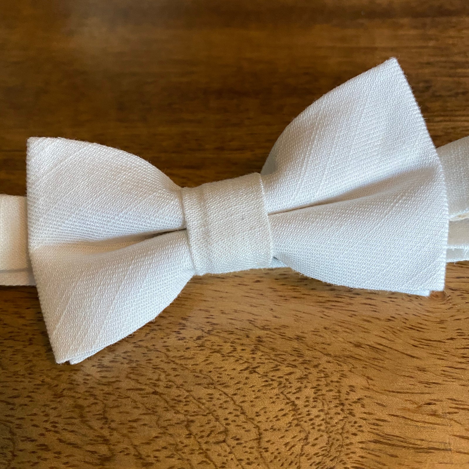 DOVE || BOY BOW TIE - Boy's Bow Tie