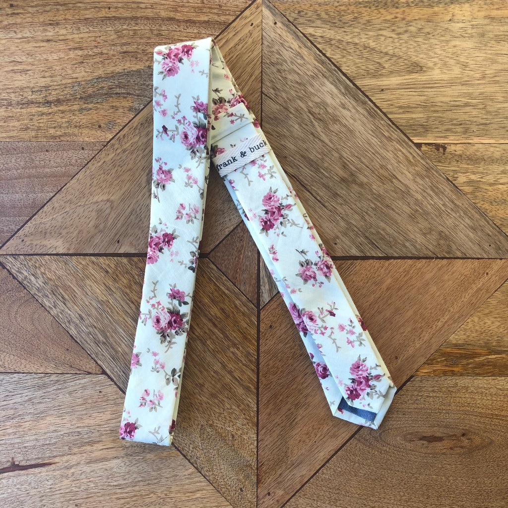 ISAK || BOY - Boy's Tie